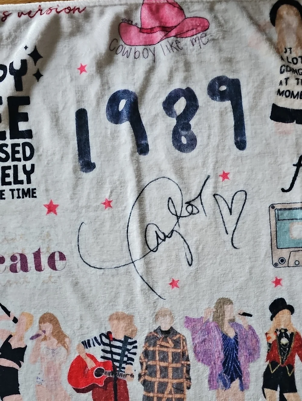 Taylor Swift White Swiftie Graphic Plushy Nap Throw Blanket Home Travel 52